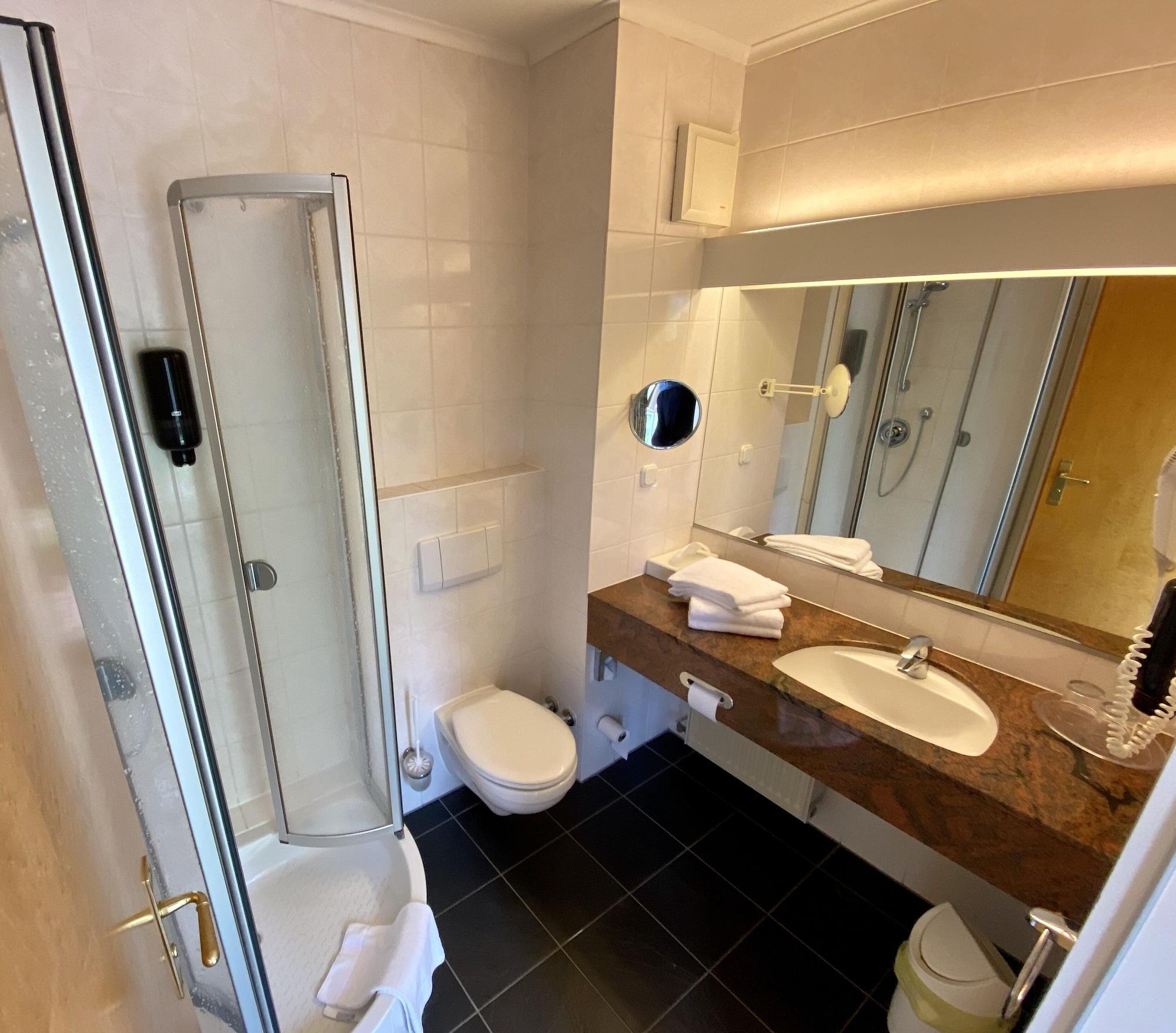 Park Hotel Fasanerie Нойстрелиц Екстериор снимка